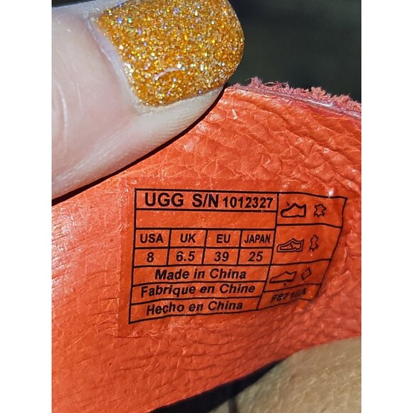 Womens UGG Kari slip on Sandles Slodes Sz 8 Orange Coral Color Comfort Barbie - Picture 9 of 9